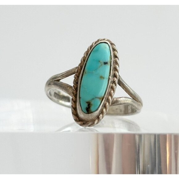 Natural Turquoise Southwest Style Rope Accented Sterling Silver Ring - sz 4.5 - Picture 1 of 10